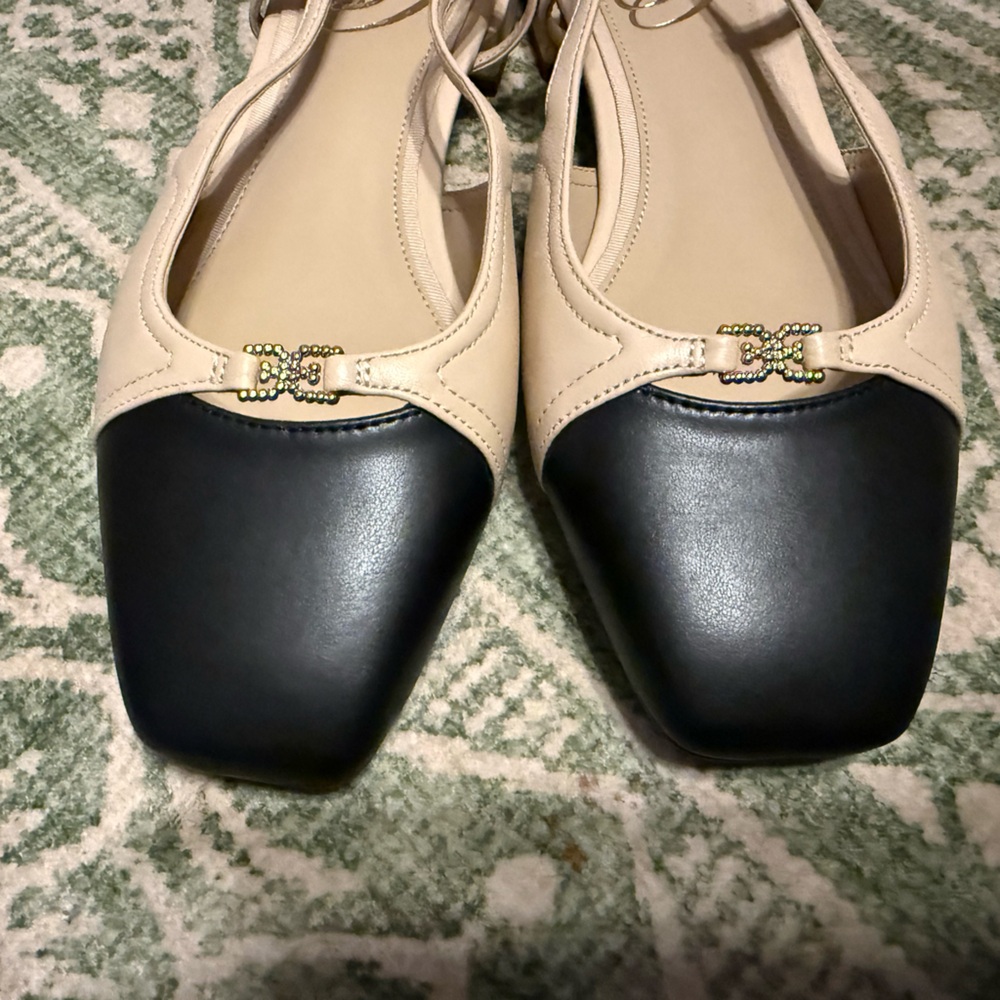 Women's Sam Edelman Kara 2 Two-Tone Beige and Black Slingback Flats - Picture 4 of 9